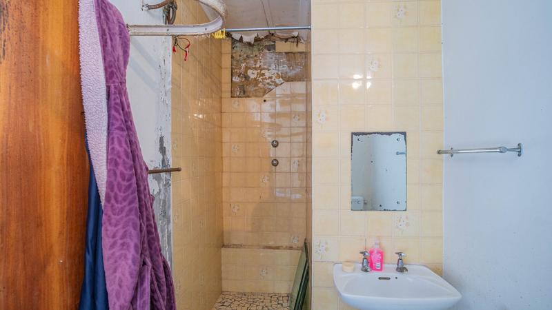 4 Bedroom Property for Sale in Sea Point Western Cape